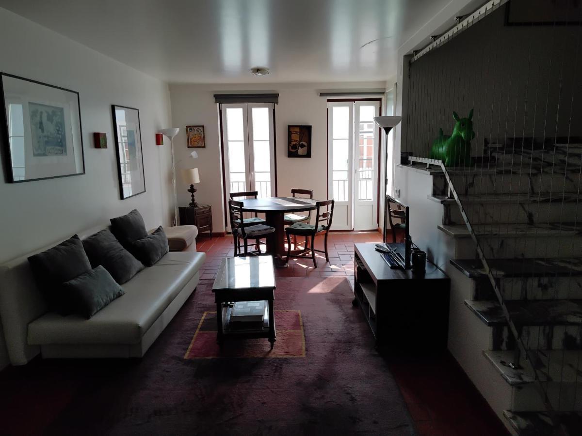 Appartamento Great Duplex In Historical Center Lisbona Esterno foto